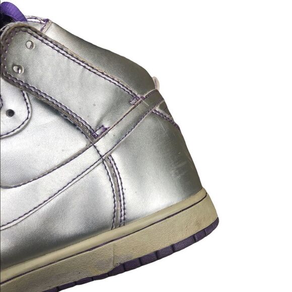Vintage 2007 Nike SB Dunk High Premium ‘Dinosaur Jr’ Size 10 Silver - Picture 10 of 16